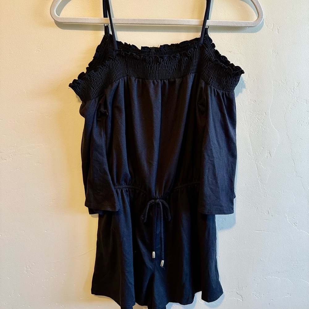 Anita Elegant Black Off-Shoulder Outfit
